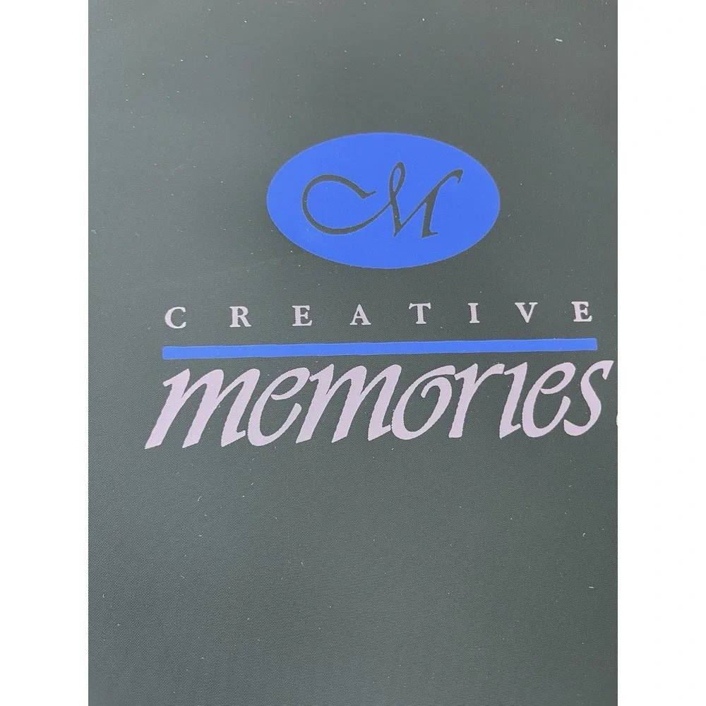 Creative Memories Memory Mate 3 Ring Binder with 24 Storage Pages & New Dividers